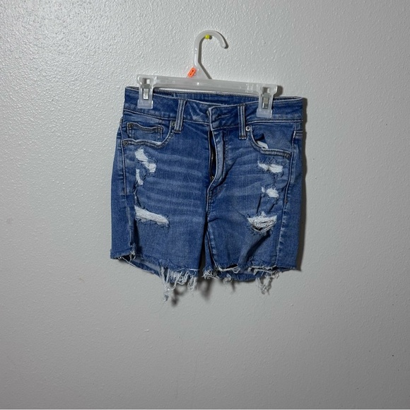 American Eagle Women Denim Blue Hi-Rise Shortie Shorts‎ Distressed size 2 - Picture 1 of 8